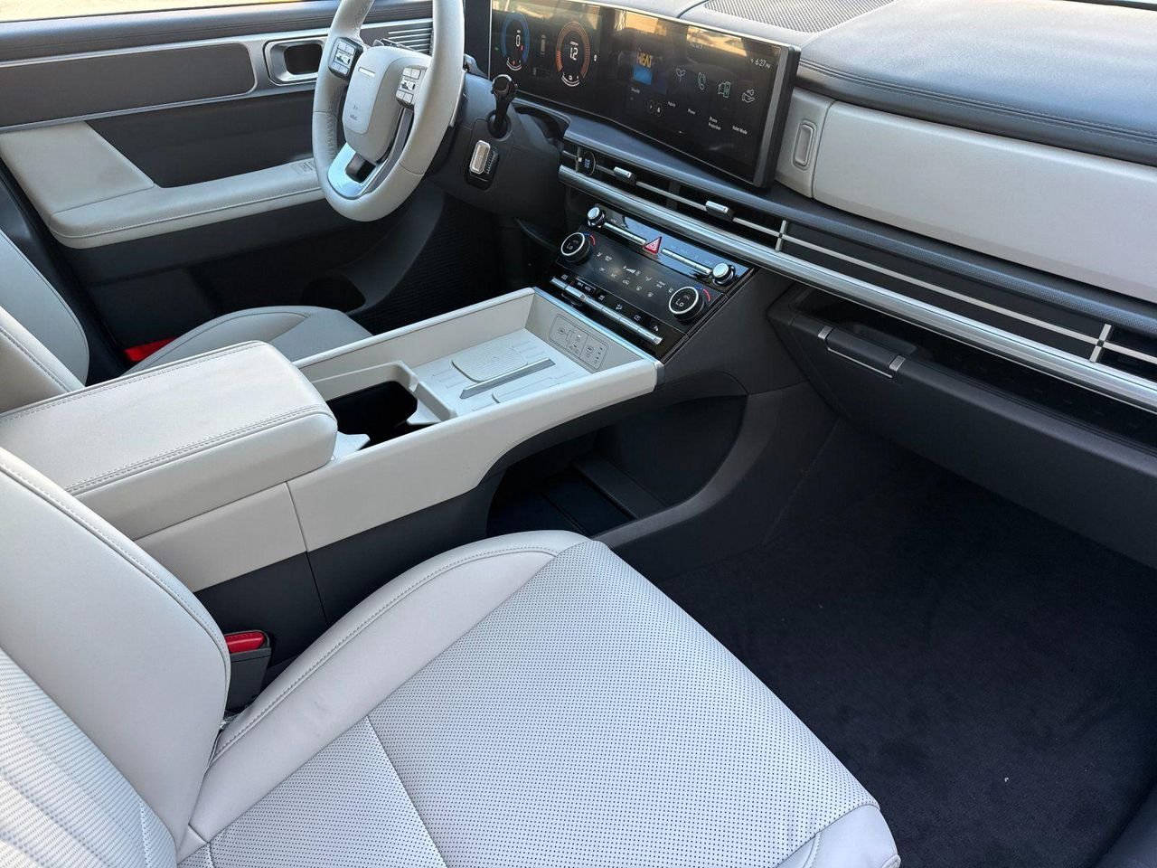 New 2026 White Hyundai SEL image 14