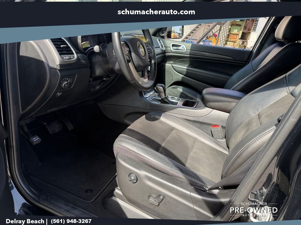 Used 2021 Black Jeep Laredo X image 11