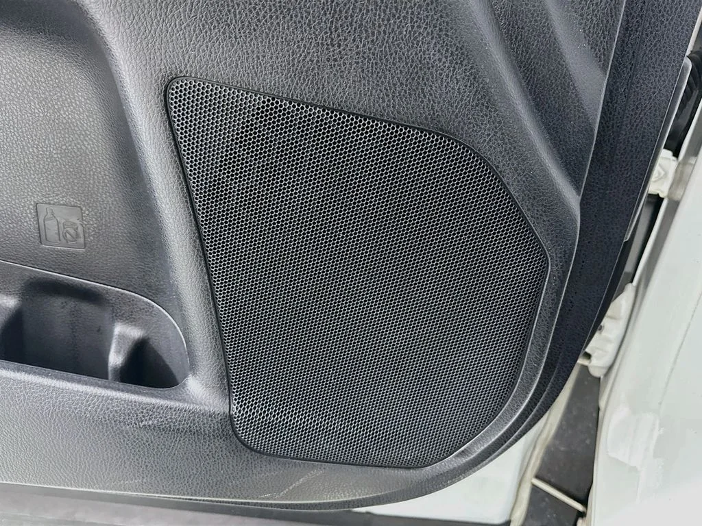 Used 2019 Blizzard Pearl Toyota XLE image 20