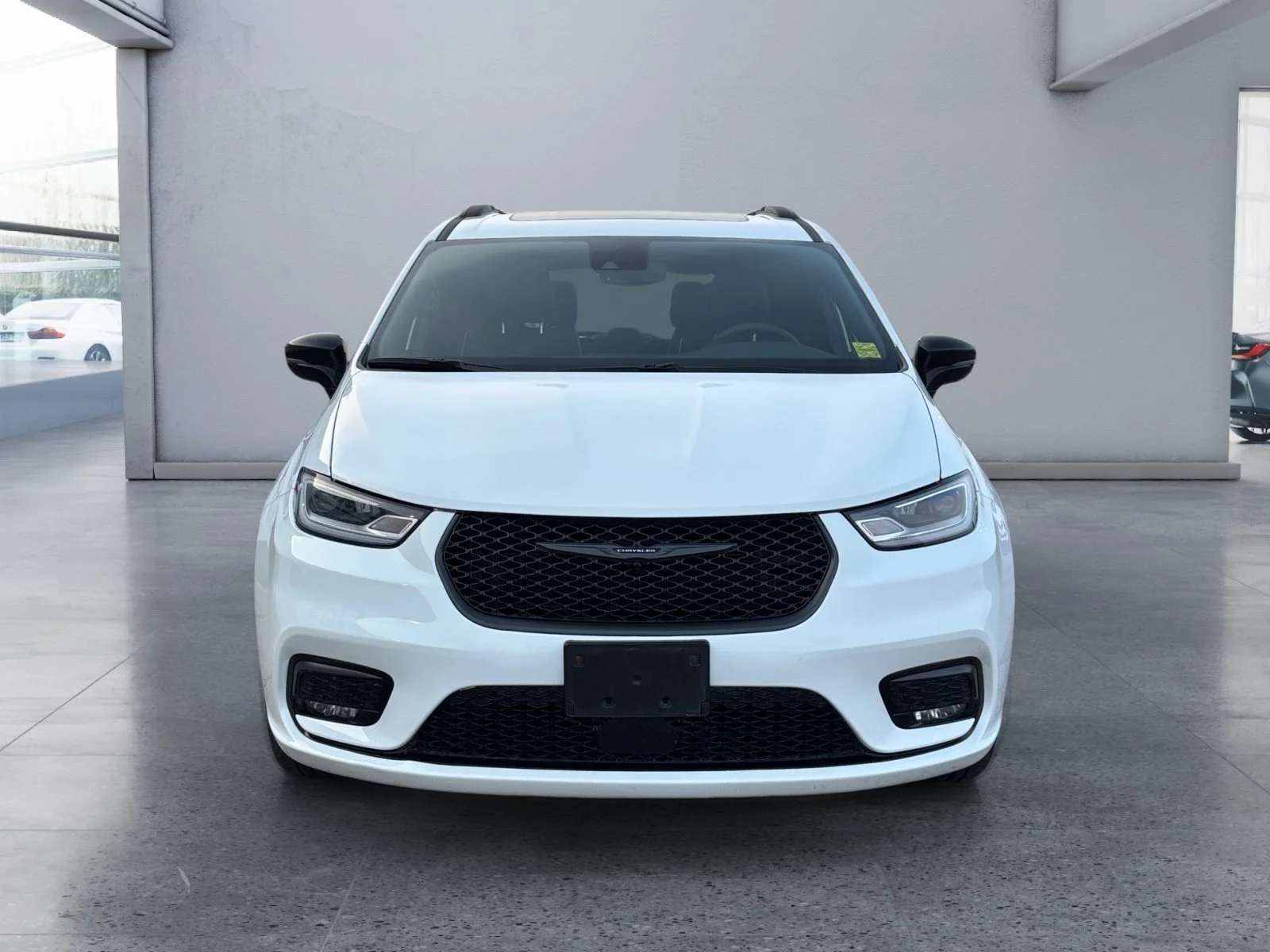 Used 2025 Bright White Chrysler Limited image 8