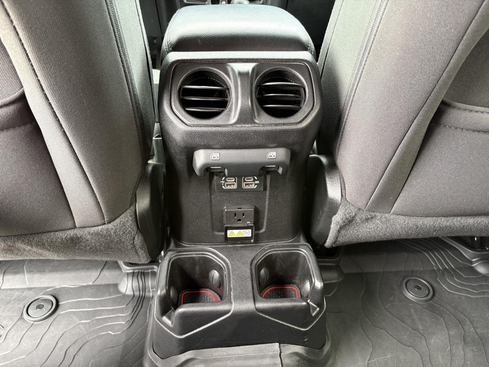 Used 2020 Black Clearcoat Jeep North Edition image 28