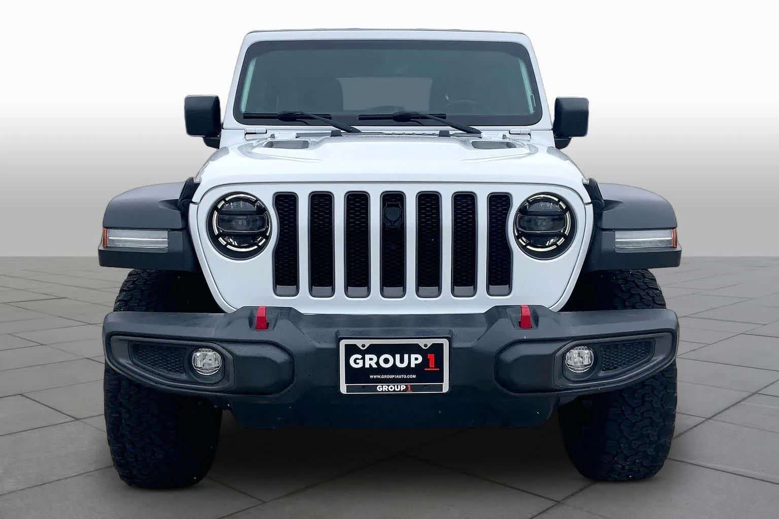 Used 2022 Bright White Clearcoat Jeep Rubicon image 4