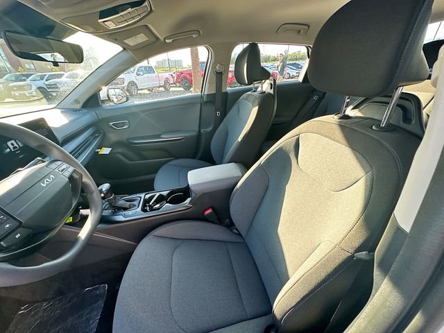 Certified Used 2026 Snow White Pearl Kia LXS image 20