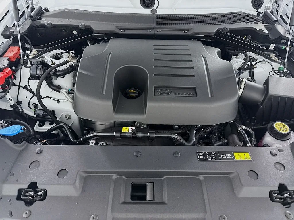 Certified Used 2025 Gray Land Rover S image 32