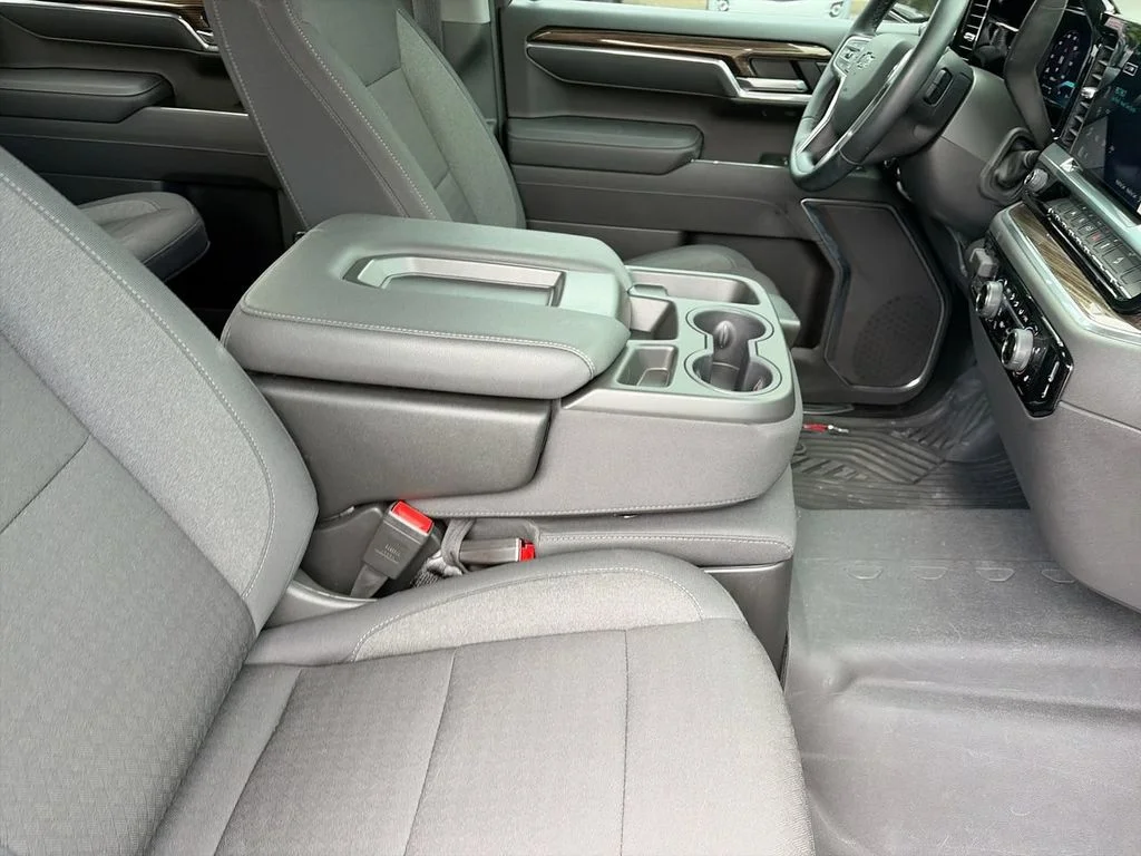 Used 2026 Black Chevrolet LT Trail Boss image 8