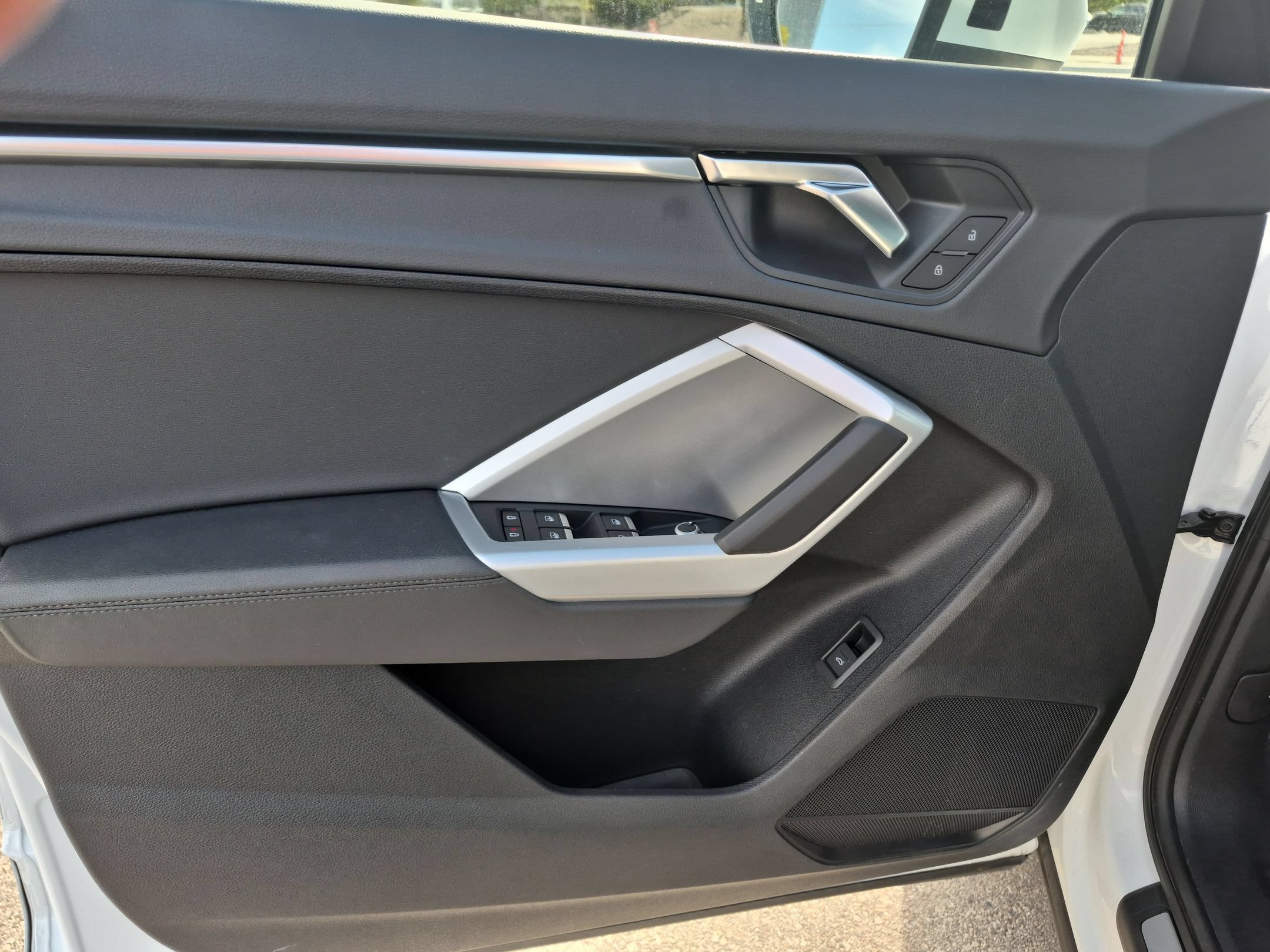 Used 2025 Black Audi S line Premium image 12