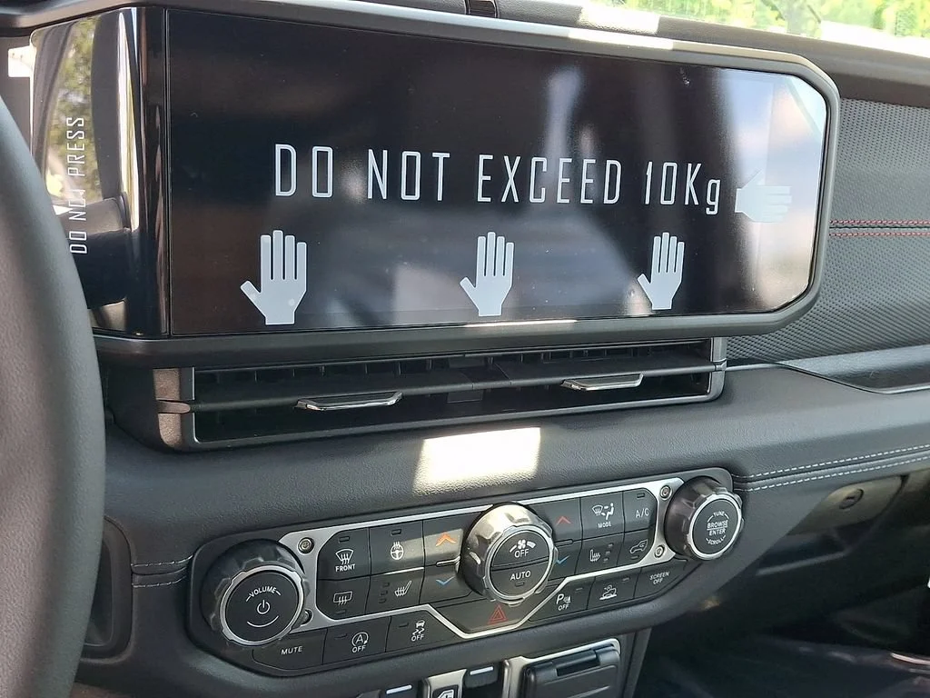 New 2026 Black Clearcoat Jeep Rubicon X image 17