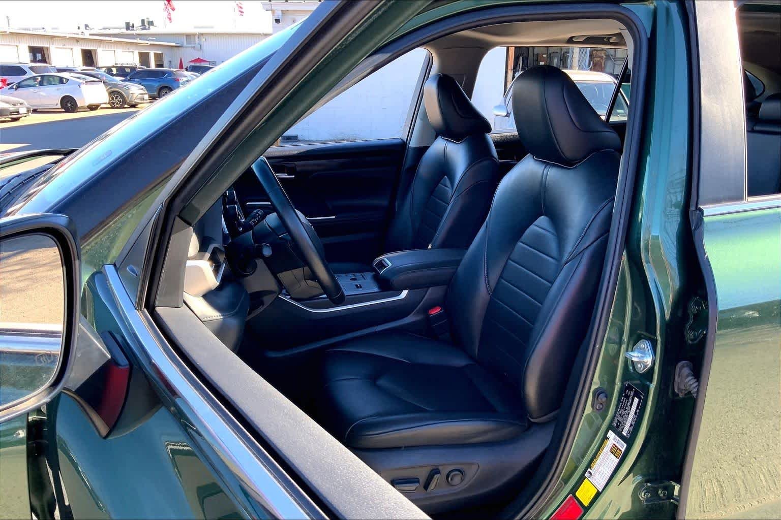 Used 2023 Cypress Toyota XLE image 8