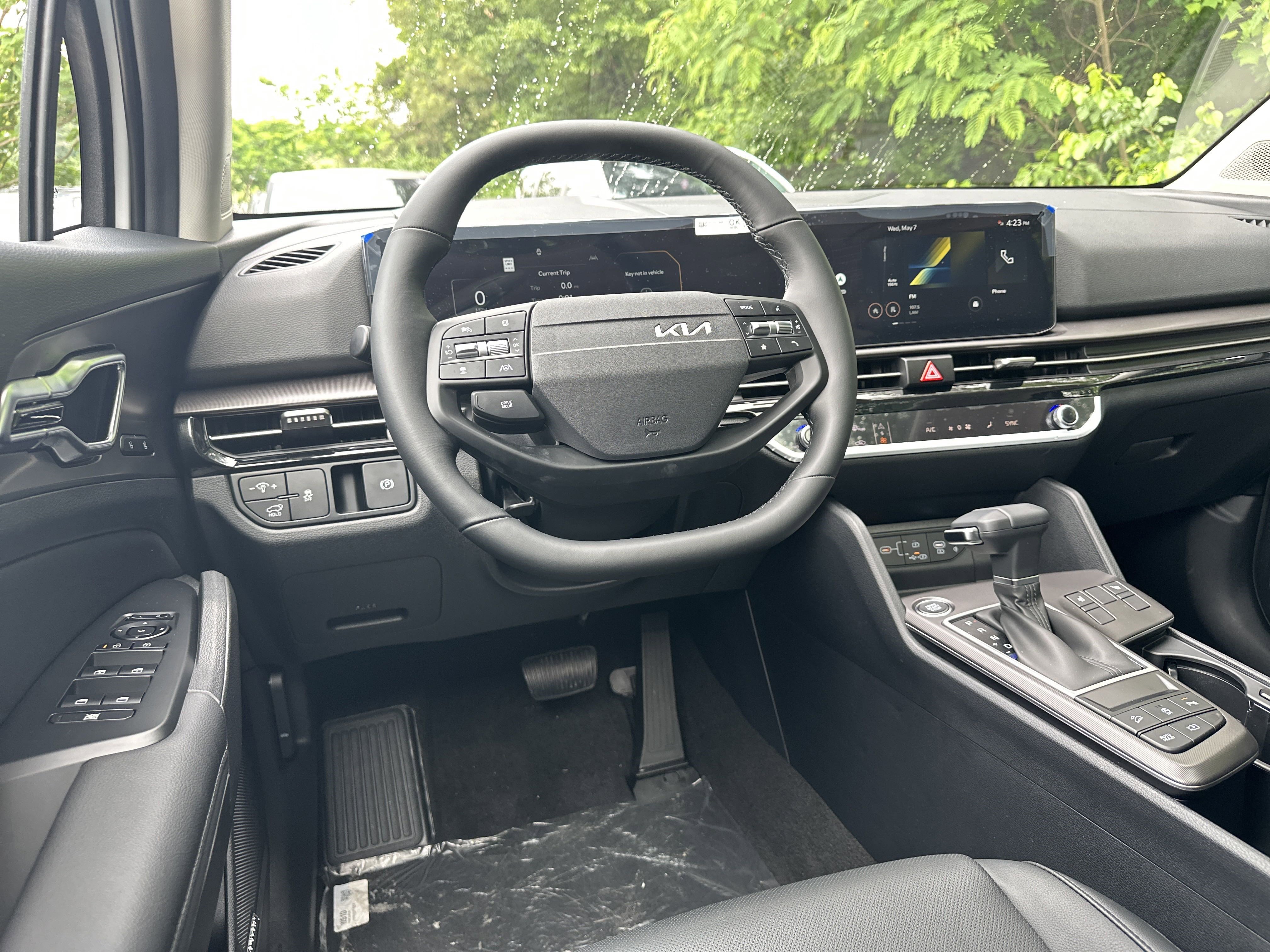 2026 Kia Sportage SX - Photo 18