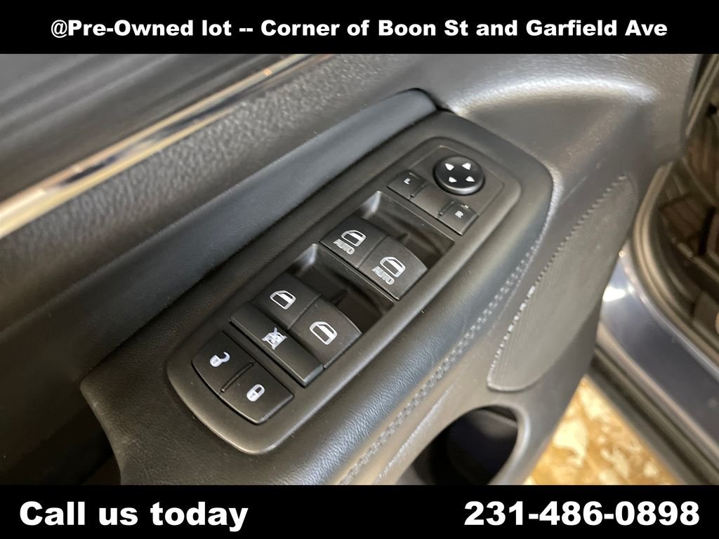 Used 2021 Blue Jeep Limited image 16