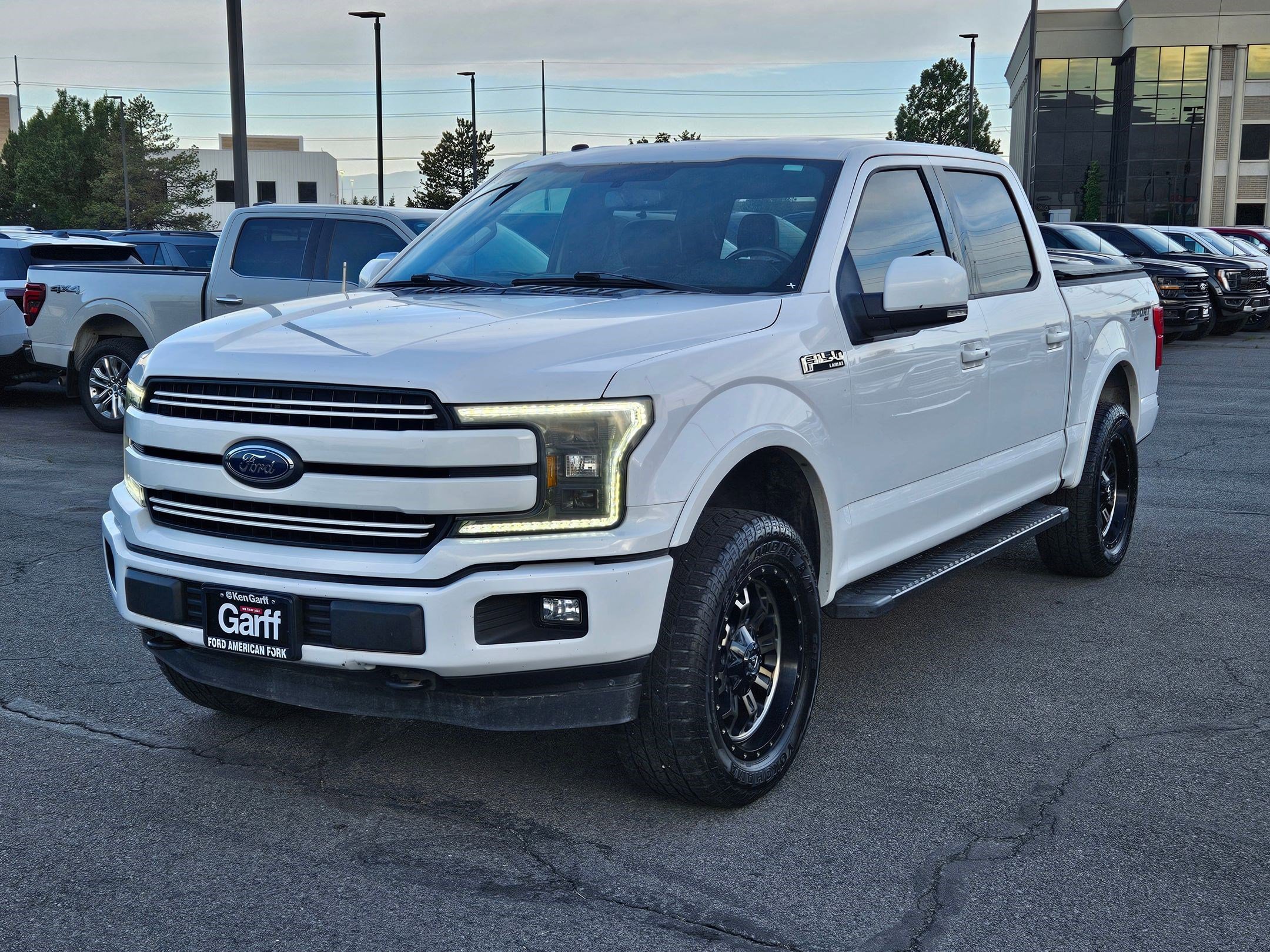 Certified Used 2018 Oxford White Ford LARIAT image 8