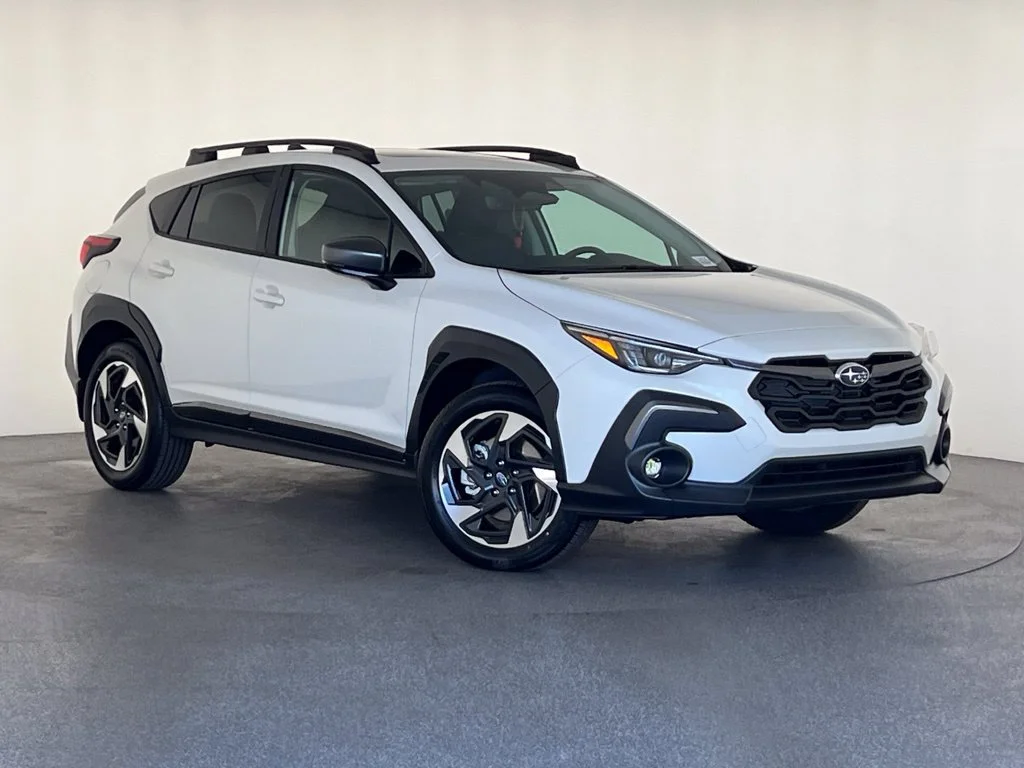 New 2026 CRYSTAL WHITE PEARL Subaru Limited image 36