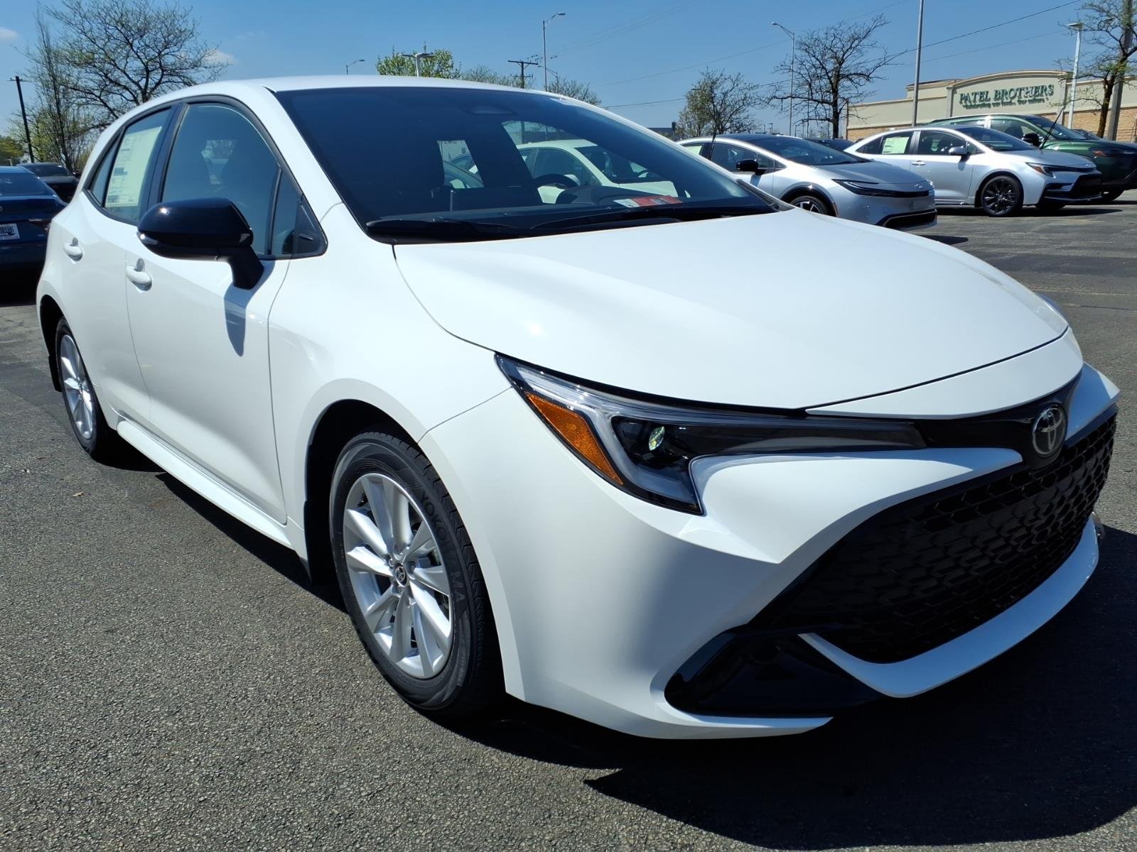 2026 Toyota Corolla SE CVT's photo