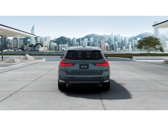 New 2026 Cape York Green Metallic BMW xDrive28i image 5