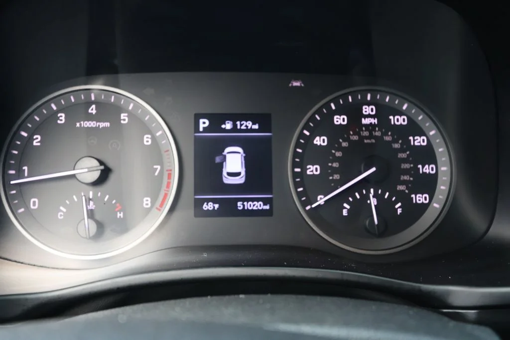 Used 2020 Silver Hyundai Limited image 20