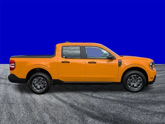 New 2026 Orange Fury Metallic Tri-Coat Ford XLT image 3