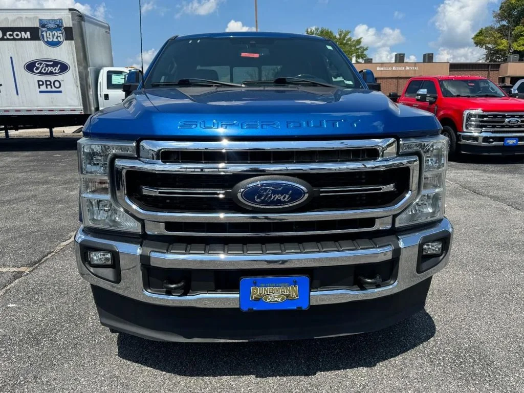 Used 2022 Antimatter Blue Metallic Ford  image 9