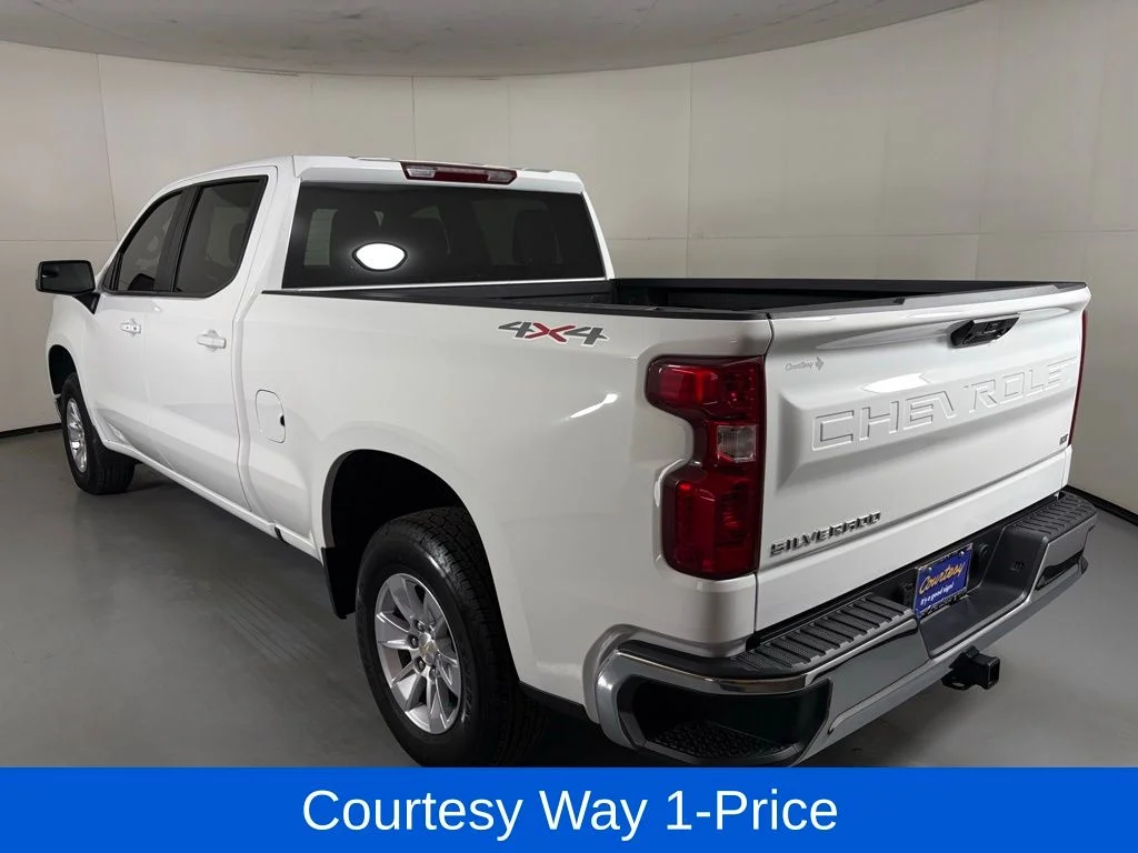 Used 2026 White Chevrolet LT image 8