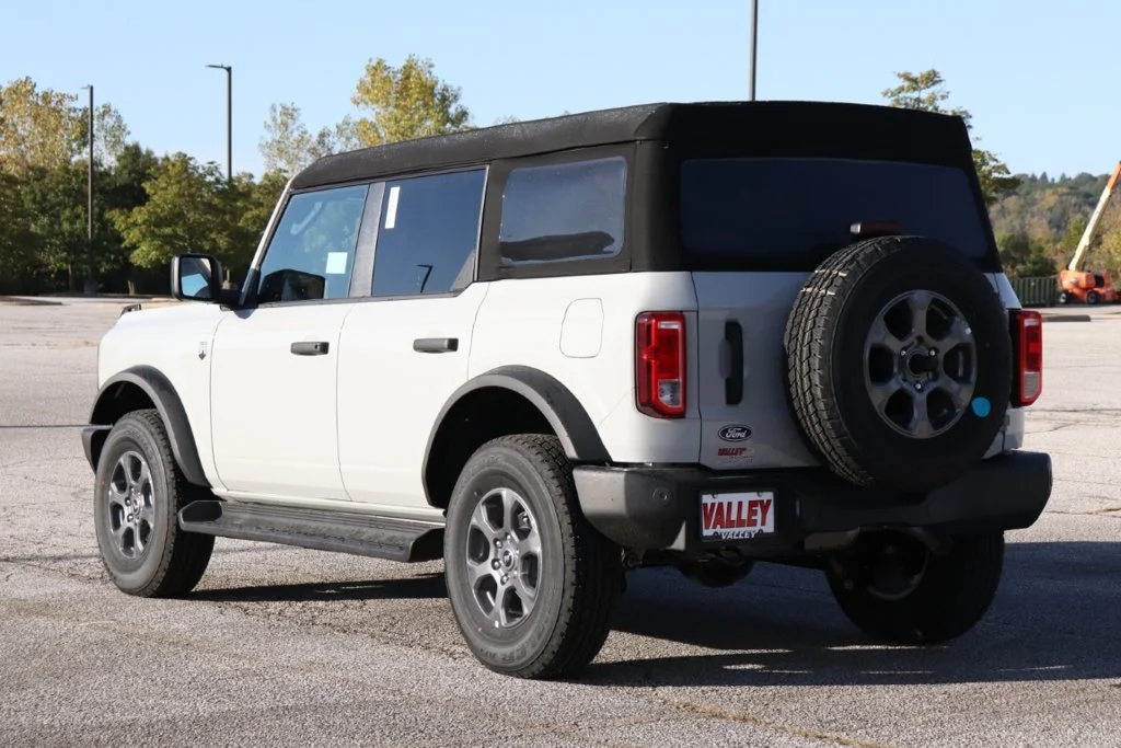 New 2026 Avalanche Gray Ford Big Bend® image 7