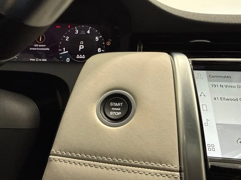 Used 2022  Land Rover SE R-Dynamic image 29