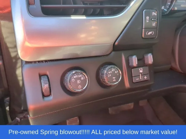 Used 2015 Gray Chevrolet LTZ image 27