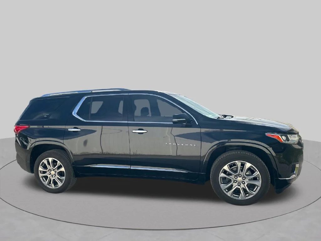 Used 2019 Black Chevrolet Premier image 36