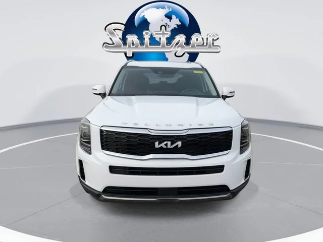 Certified Used 2022 White Kia EX image 3