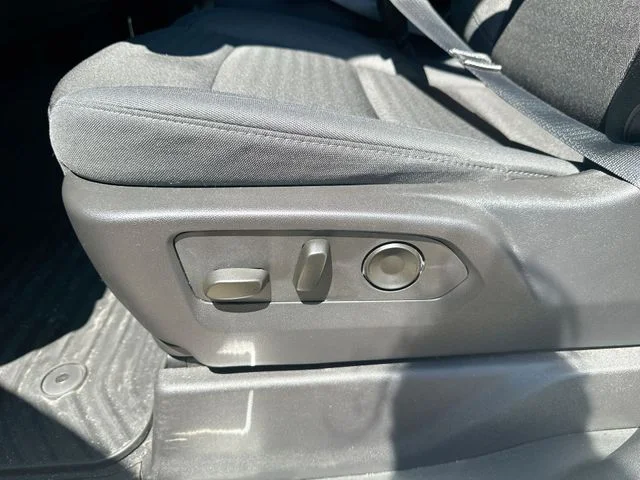 Used 2024 White Chevrolet LT image 53