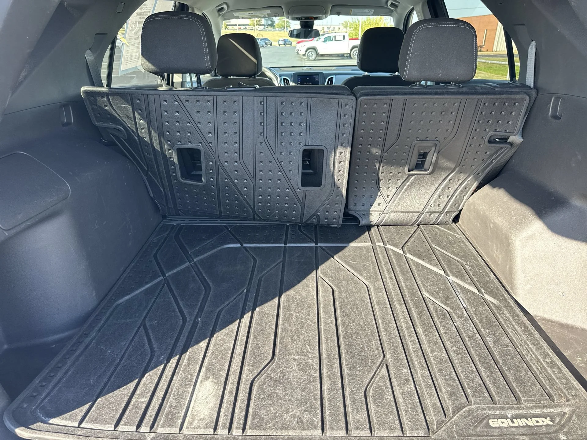 2024 Chevrolet Equinox LS - Photo 24
