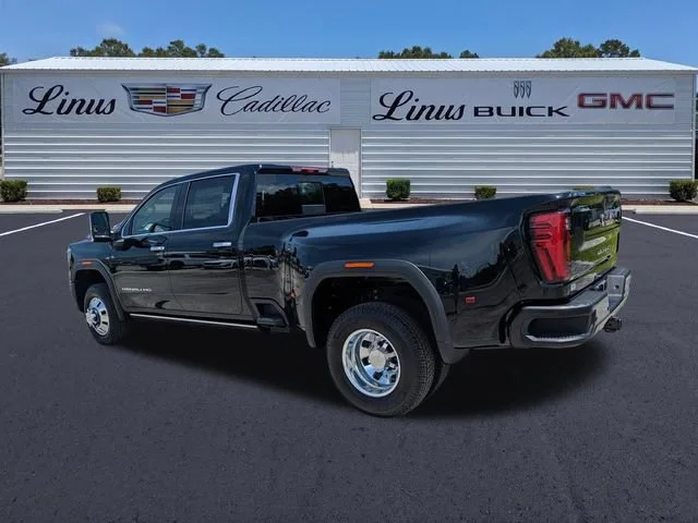 2026 GMC Sierra 3500HD Denali - Photo 6