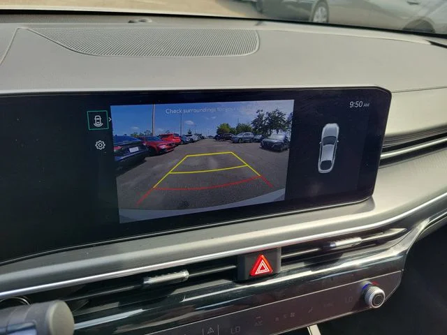Used 2025 White Kia GT-Line image 22