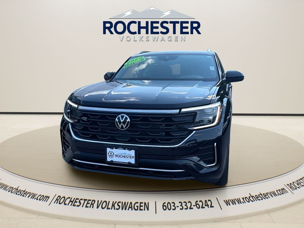 Used 2024 Deep Black Pearl Volkswagen 2.0T SEL R-Line image 1