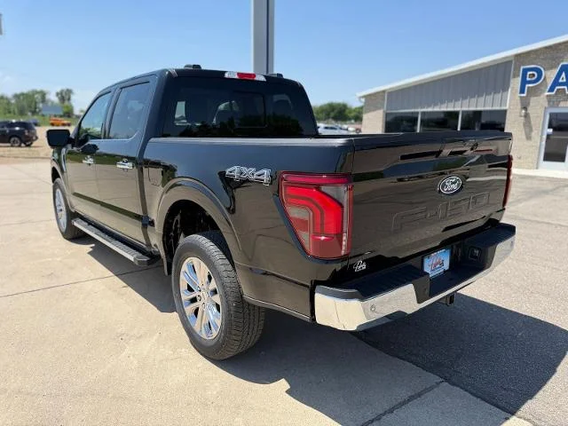 New 2026 Agate Black Metallic Ford Lariat® image 30