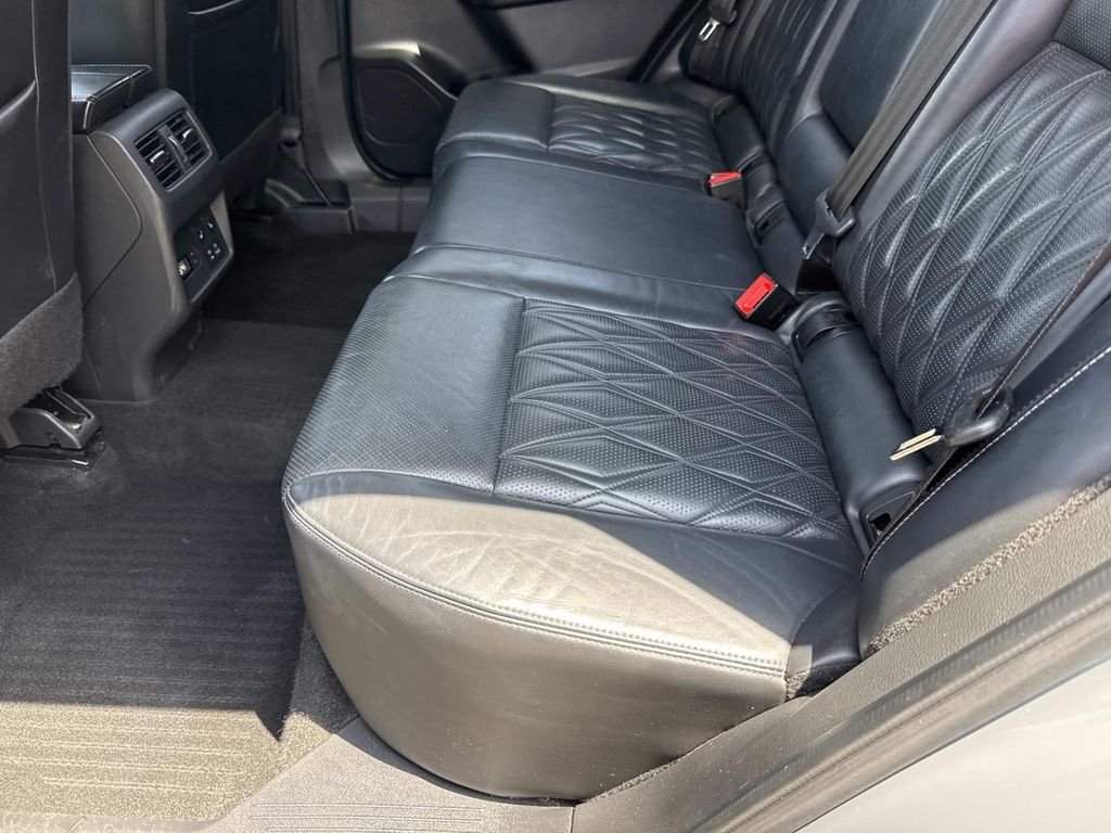 Used 2021 Gray Nissan Platinum image 15