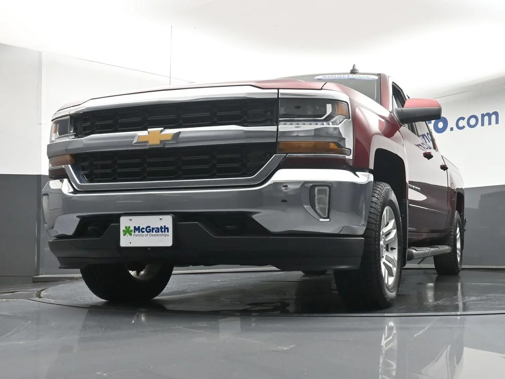 Used 2016 Red Chevrolet LT image 7