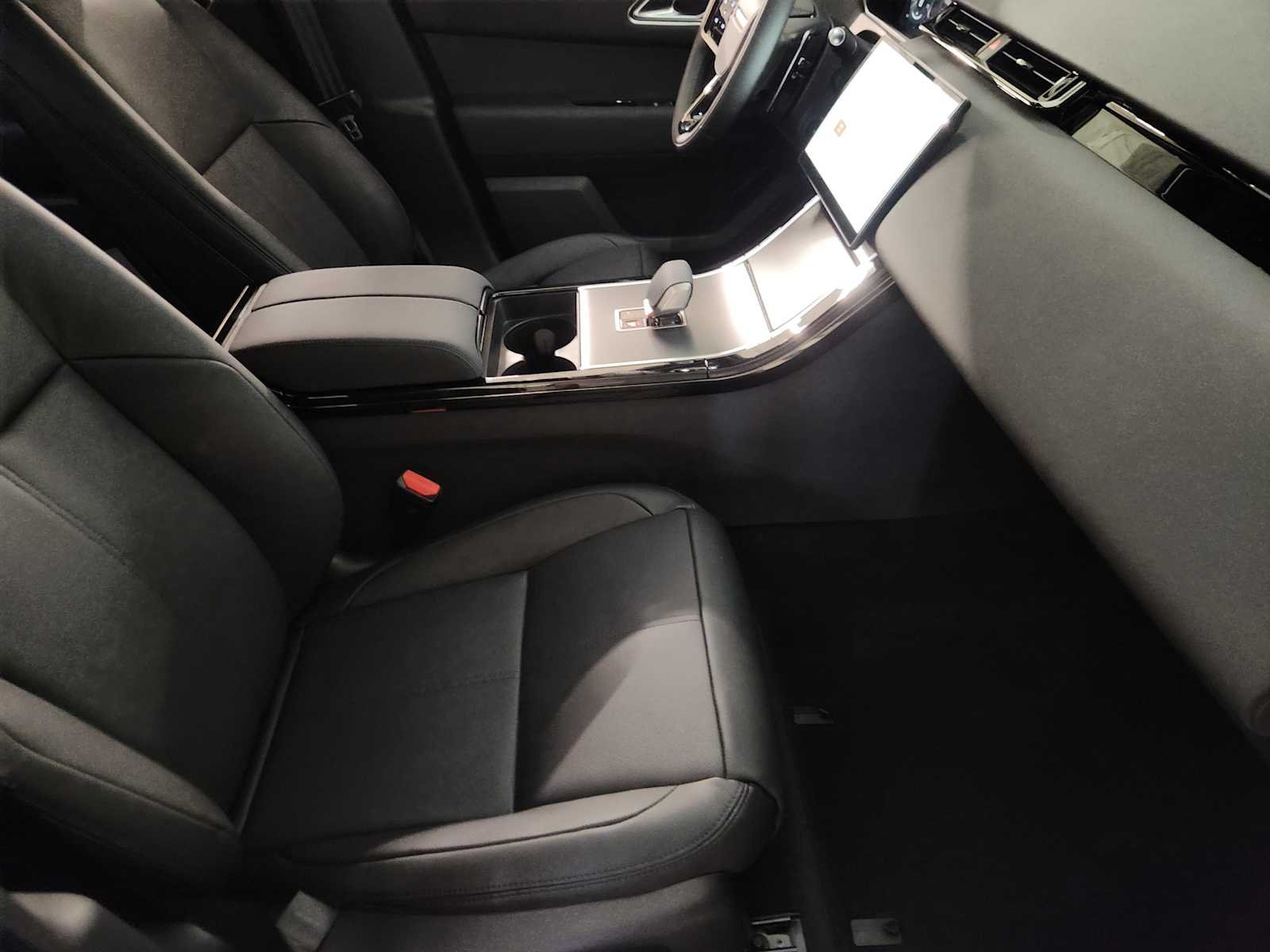 New 2026 Fuji White Land Rover S image 14