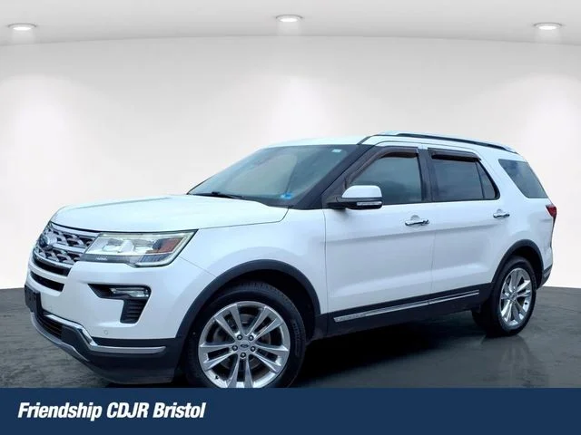 Used 2019 White Ford Limited image 1