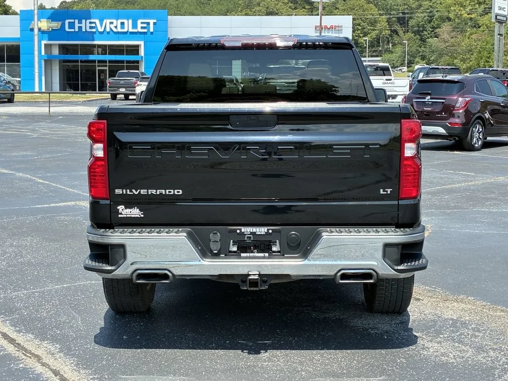 Used 2019 BLACK Chevrolet LT image 8