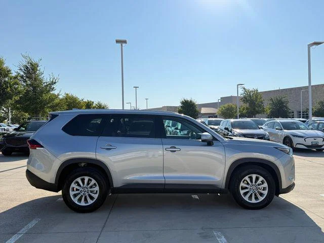 Certified Used 2026 CELESTIAL SILVER Toyota XLE image 6