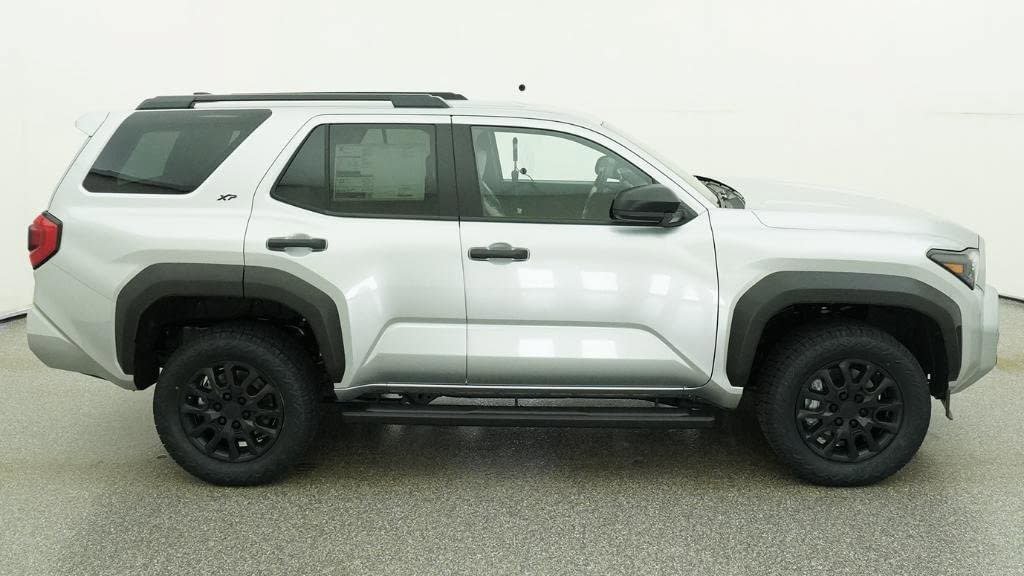Used 2026  Toyota SR5 image 10