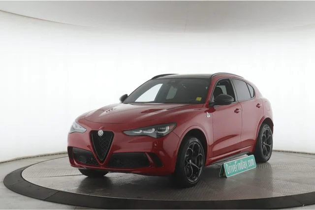 Used 2024 Red Alfa Romeo Quadrifoglio image 10