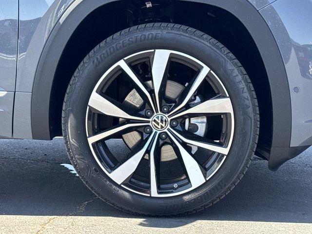 New 2026 Gray Volkswagen 2.0T SEL Premium R-Line image 30