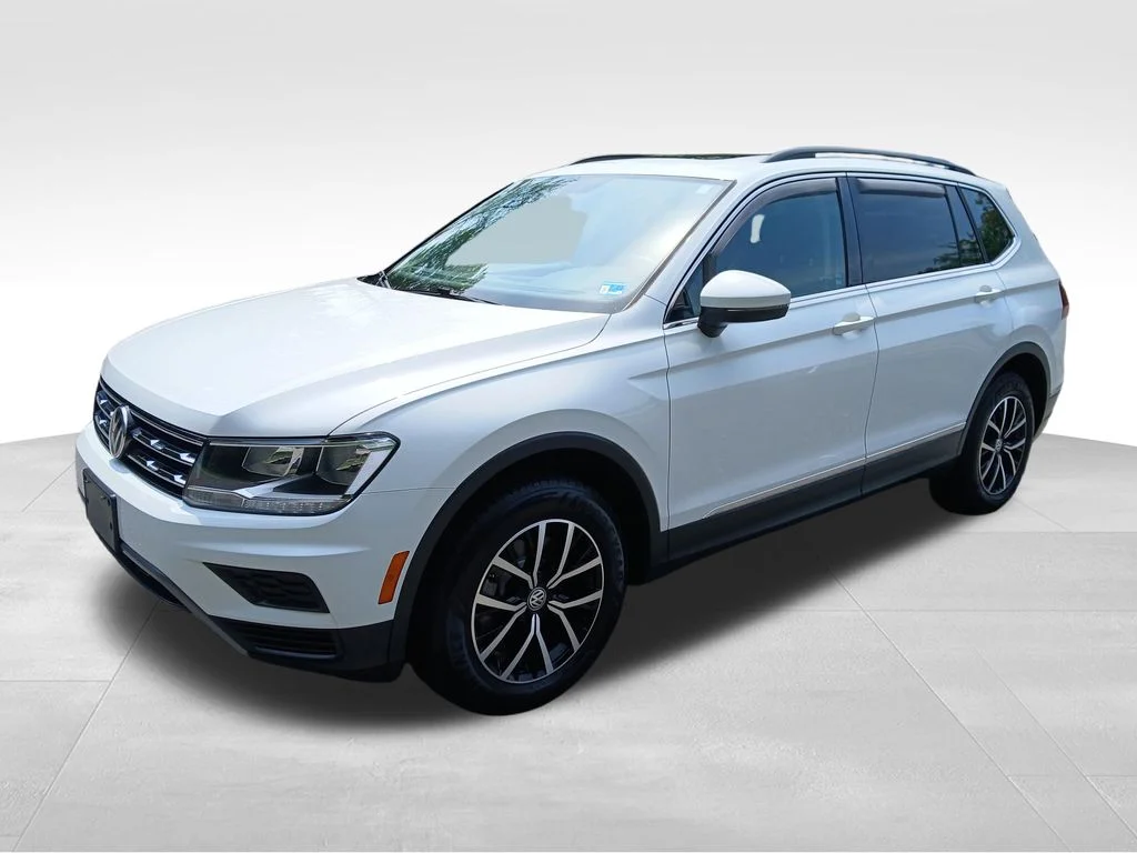 Used 2021 White Volkswagen  image 3
