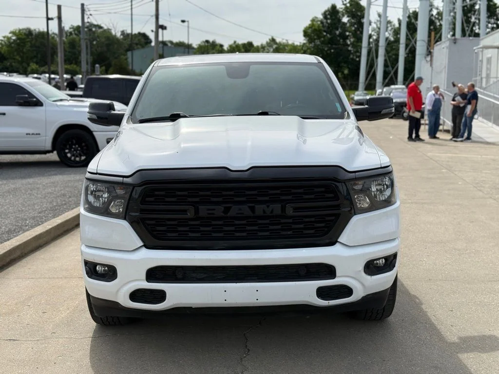 Used 2023 White Ram Big Horn/Lone Star image 3