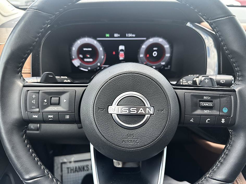 Certified Used 2024 Pearl White Tricoat Nissan Platinum image 25