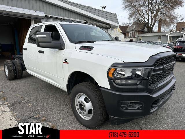 2024 RAM 3500 Tradesman 4X4 Crew Cab's photo