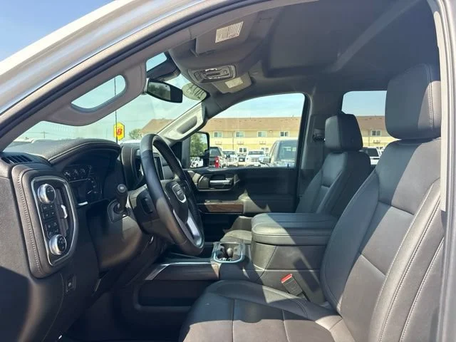 Used 2023 SUMMIT WHITE GMC SLT image 15