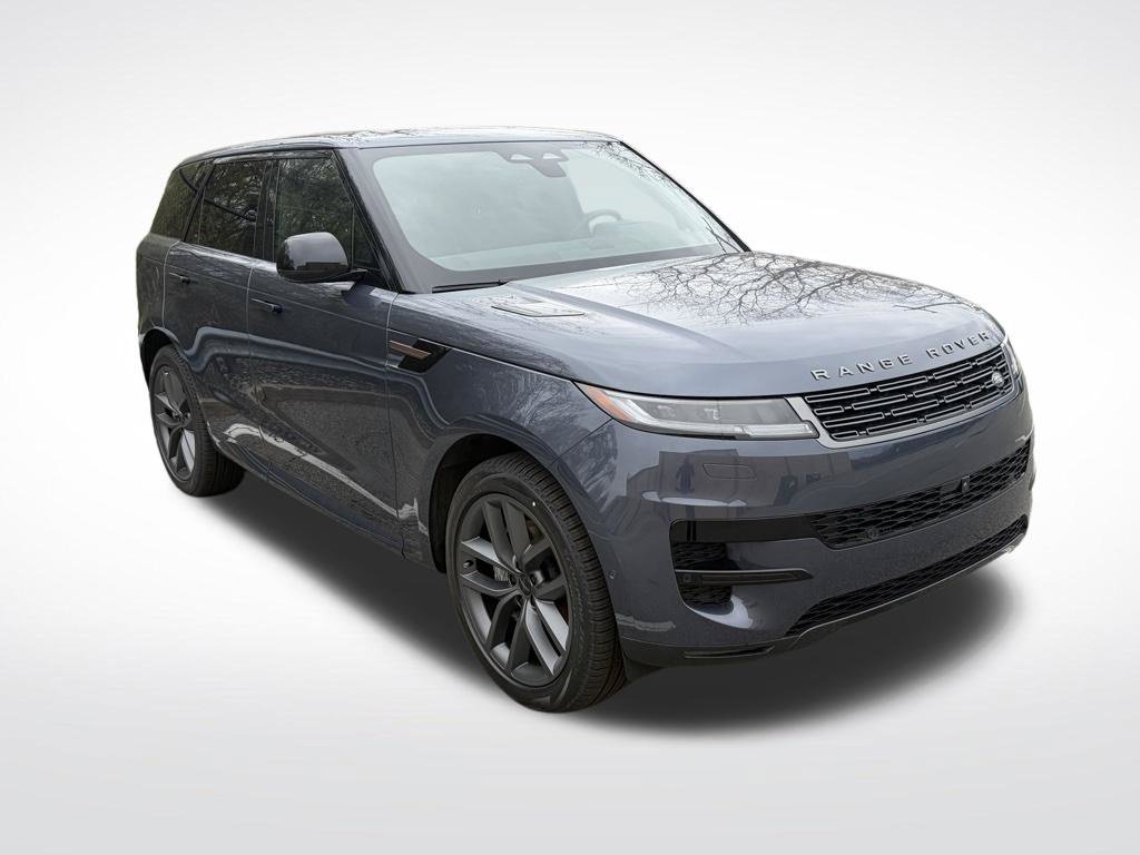 New 2026 Land Rover Range Rover Sport SE 4D Sport Utility in