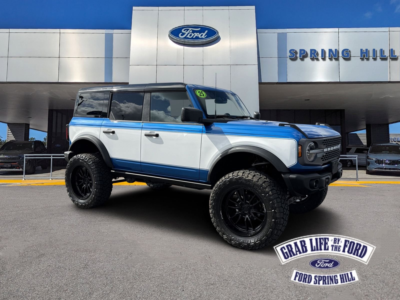 2025 Ford Bronco Badlands 4x4's photo