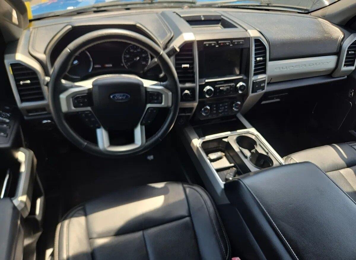 Used 2020 Velocity Blue Ford Lariat image 5